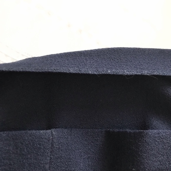 KARL LAGERFELD NAVY WIDE LEG CROPPED V-NECK  JUMPSUIT WITH POCKETS - 6 - Picture 11 of 11